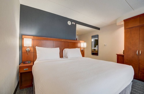 West Chester Hotel | Courtyard by Marriott Cincinnati North at Union Centre