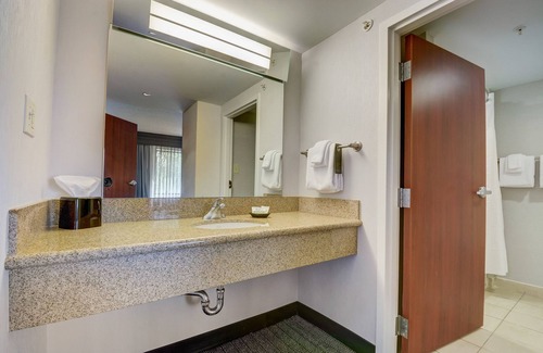 West Chester Hotel | Courtyard by Marriott Cincinnati North at Union Centre