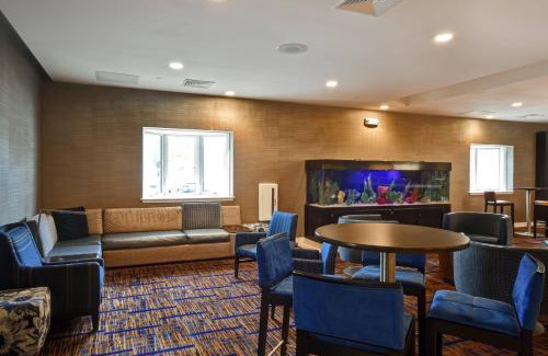 Hyannis Hotel | Courtyard Cape Cod Hyannis