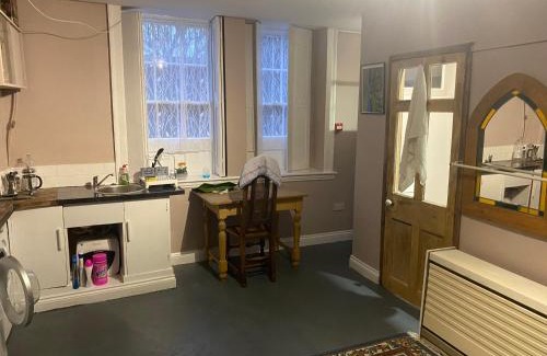 Upper Town Apartment | Courtyard