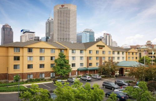 Downtown Indianapolis Hotel | Courtyard Indianapolis at the Capitol