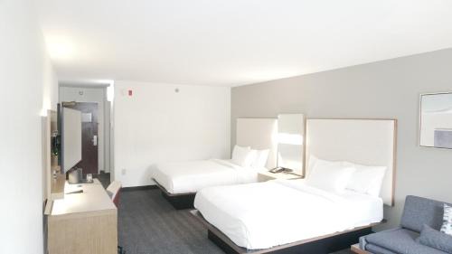 Ellendale Hotel | Courtyard Memphis East/Bill Morris Parkway