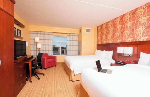 Peoria Hotel | Courtyard Peoria Downtown