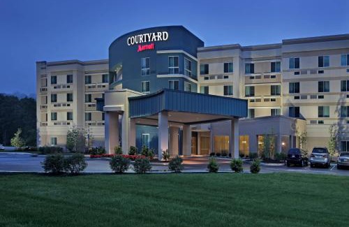 Wagontown Hotel | Courtyard Philadelphia Coatesville Exton