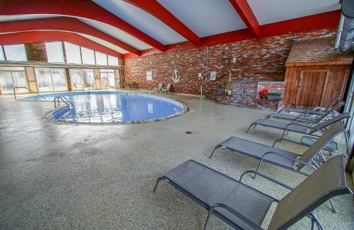 Hyannis Apartment | Courtyard Resort