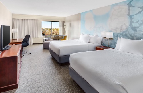 Roseville Hotel | Courtyard Roseville Galleria Mall/Creekside Ridge Drive