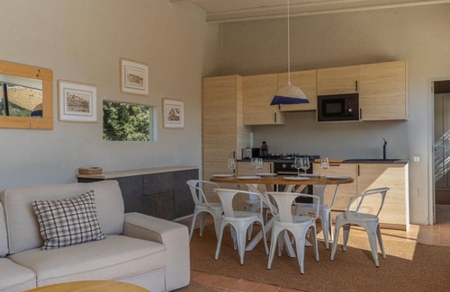 Pals Villa | Coutryside cottage Masos de Pals with Parking and pool
