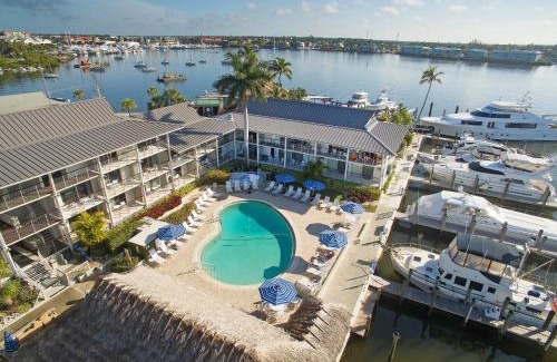 Old Naples Hotel | Cove Inn on Naples Bay