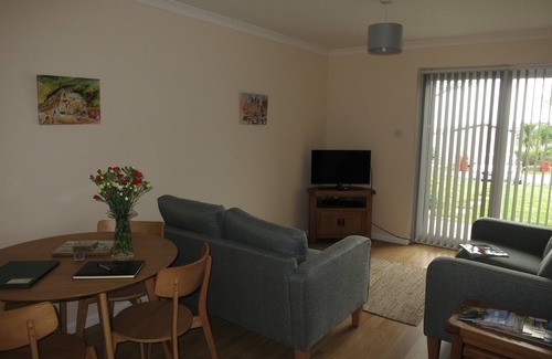 Isle of Portland House | Cove Park Bungalow