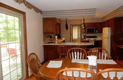 Lakeville House | Cove Point - Amazing Game Room - Pet Friendy Wallenpaupack access - Sleeps 14