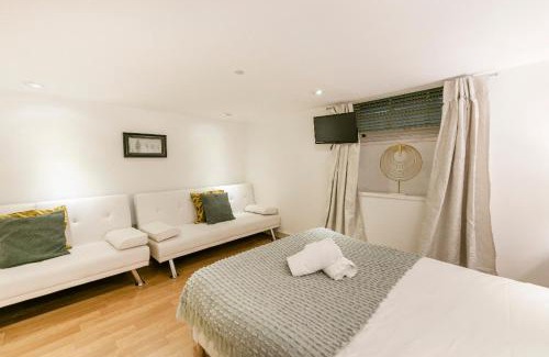 London City Centre House | Covent Garden TownHouse Magical & Charming 8 rooms