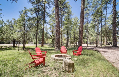 Strawberry Cabin | Covered Deck, Private Acreage: Log Cabin in Pine