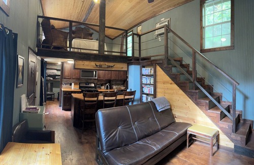 Lindale Cottage | Coyote Creek Loft Cabin with Wood Burning Stove, Firepit, Private Outdoor Area