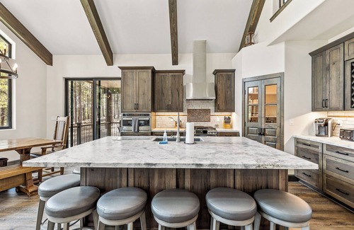 Fort Valley House | Coyote Pass