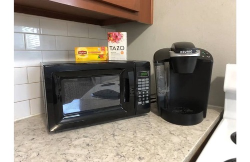 Urban Core House | Coziest House In JAX | 3BR, 7 Minutes To Downtown