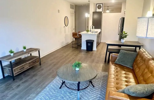 Warfleigh Apartment | Cozy 1 Bd near Monon Trail w/Free Parking