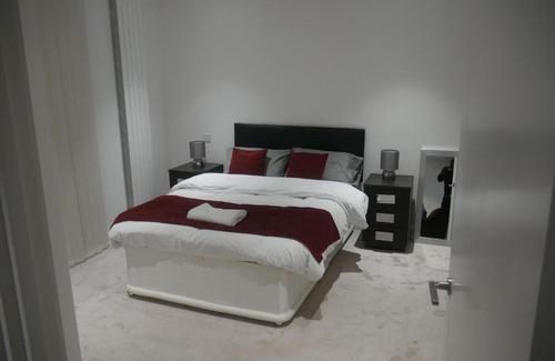 Docklands Apartment | Cozy 1-Bed Apartment in the heart of East London