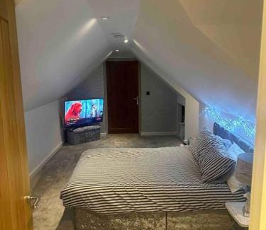 Cropston Apartment | Cozy 1 bed Urban Haven