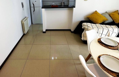 Mendoza City Center Apartment | Cozy 1-bedroom apartment with AC, WiFi and garage in charming Mendoza