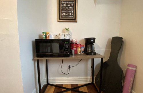 Downtown Omaha Apartment | Cozy 1 bedroom apartment.