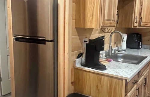 Lawrenceville Cabin | Cozy 1-bedroom cabin in charming Brushton NY