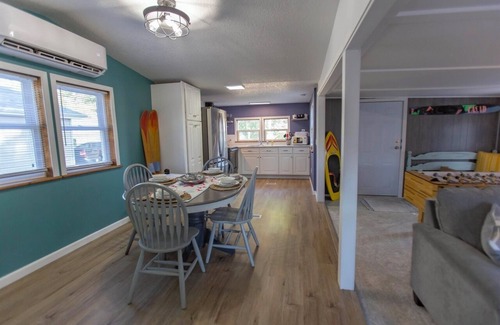 Angola House | Cozy 1-bedroom mobile home on the beautiful Crooked lake