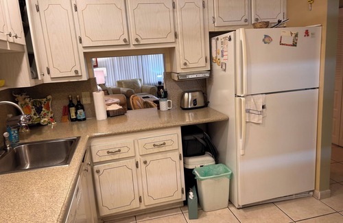 Hallandale Beach Condo | Cozy 1-bedroom condo across the street from Gulfstream Park Casino and Racing.