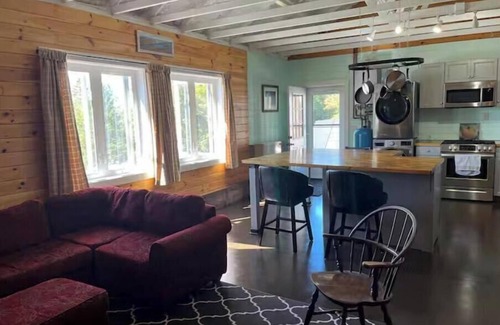 Charleston Cabin | Cozy 1-bedroom home with spectacular sunsets, private deck and full fitness gym