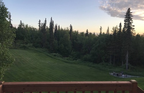 Mid-Hillside Apartment | Cozy 1 bedroom with beautiful Alaskan views