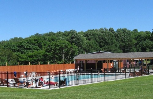 Milford Cabin | Cozy 1-BR cabin with additional sleeping loft. Less than 5 mi from Cooperstown