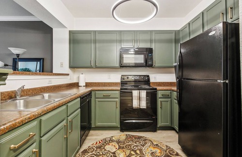 Mid City South Condo | Cozy 1BR Condo Near LSU Gated Community