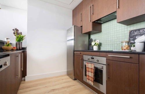 Bur Dubai Apartment | Cozy 1BR w/Spacious Balcony & City Views in DIFC!