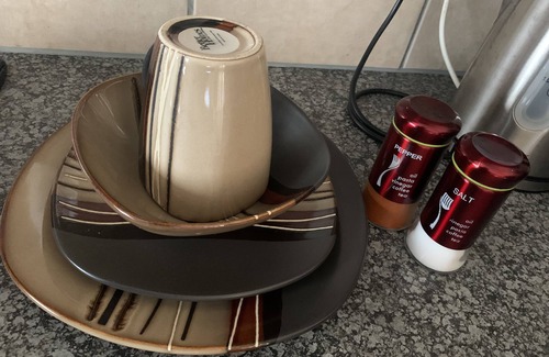 Greater Johannesburg Metropolitan Area Apartment | Cozy 1st floor apartment with DSTV and WiFi