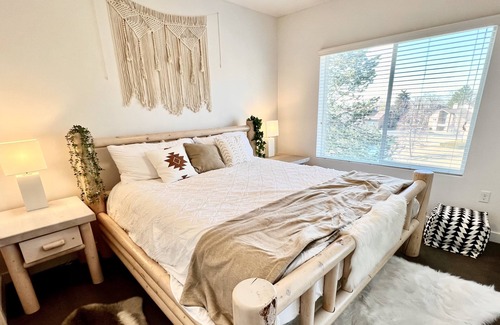 Sugar House Apartment | Cozy 2-BD Near DT & Skiing W/ Pool, Hot tub & Gym