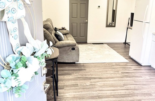 Fords Branch Apartment | Cozy 2 Bed Apartment - Free Wi-Fi & Parking