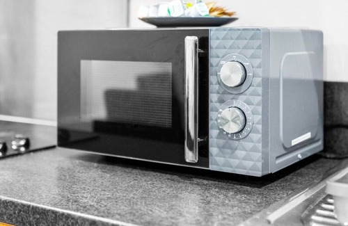 Theatreland Birmingham Apartment | Cozy 2 Bed Arcadian Center By Azura Nights