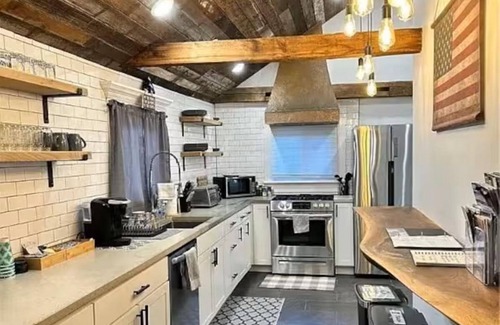 Parish House | Cozy 2-bedroom 1 bath close to I81. Snowmobilers & Anglers Welcome!PET FRIENDLY!