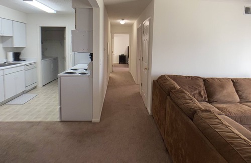 Corunna Apartment | Cozy 2 bedroom / 2 bathroom unit with all the comforts of home.