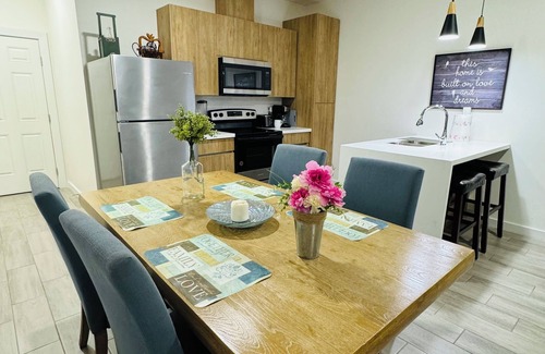Pharr Apartment | Cozy 2-bedroom, 2 bathroom apartment at the heart of the cities Pharr & McAllen