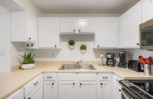 St. Cloud Apartment | Cozy 2-bedroom apartment with WiFi & a short walk to SCSU hockey Arena!