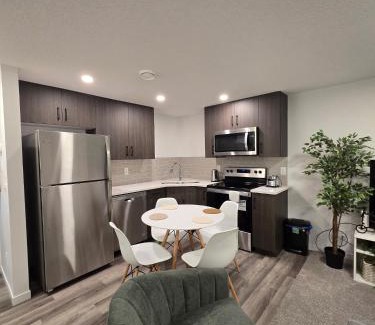 Southeast Calgary Apartment | Cozy 2 Bedroom Apartment