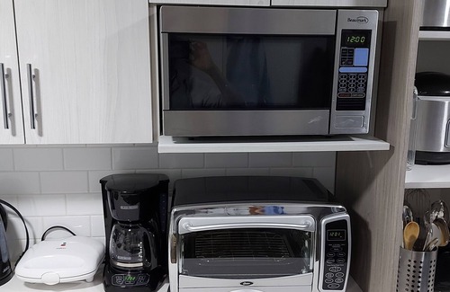 Southwest Edmonton House | Cozy 2-bedroom bsmt suite w/private entrance