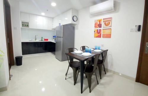 San Dionisio Apartment | Cozy 2 Bedroom Condo Apartment in Batam. Next to HarbourBay Ferry Terminal. Pool