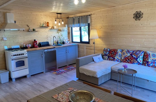 Bran Ski Chalet | Cozy 2-bedroom chalet in charming Bran Transylvania