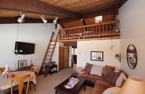 Brownsville Condo | Cozy 2-bedroom condo on Ascutney Mountain in charming Brownsville, VT