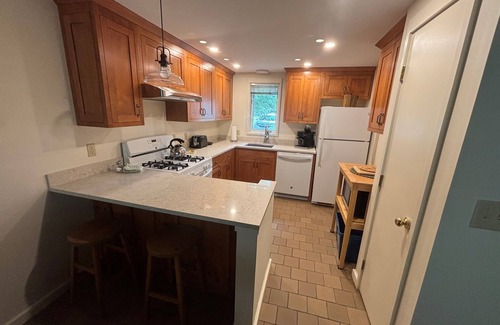 Stowe Area Condo | Cozy 2-bedroom Condo - Close to town!