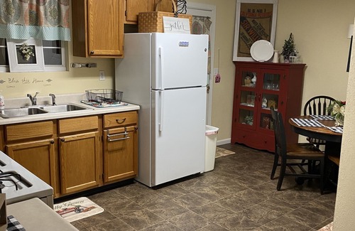 Parsons Cottage | Cozy 2 Bedroom Country Cottage North of Parsons . Sleeps up to 5 people.