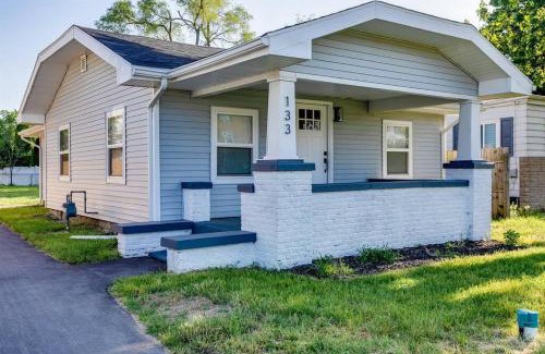 Roseland Apartment | Cozy 2-Bedroom Home Near Notre Dame - Perfect for Game Day Weekend