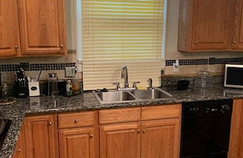 Saint Roch House | Cozy 2 bedroom house 10 minutes from downtown