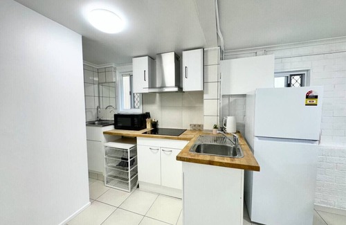 Macgregor Condo | Cozy 2-Bedroom Studio – Simple & Practical Stay